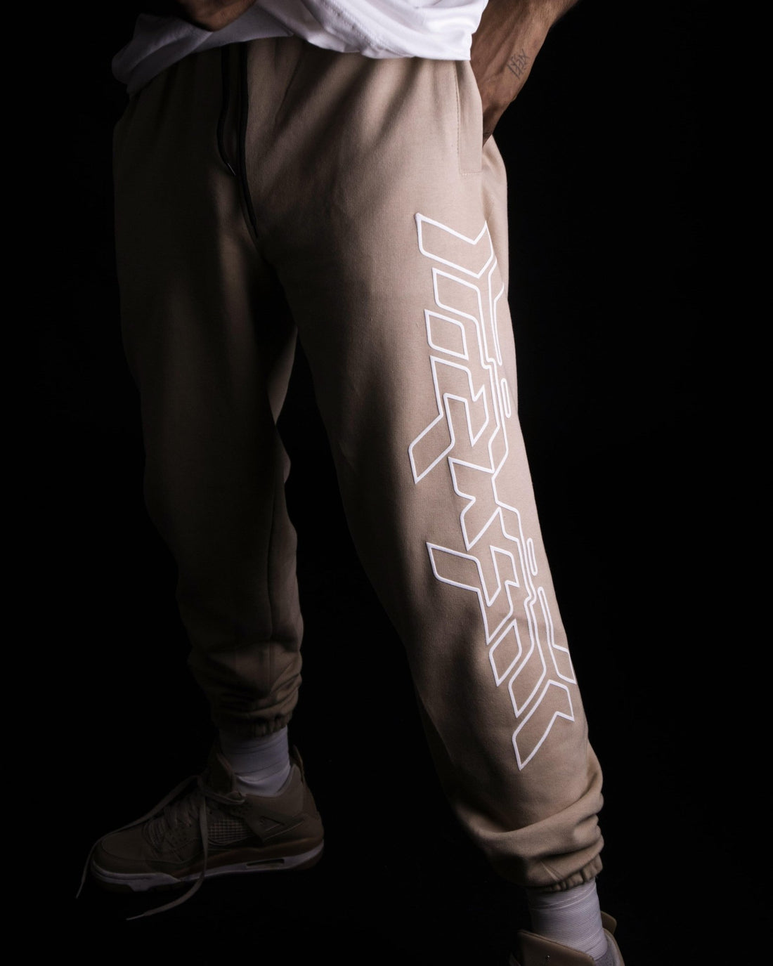 Beige Techwear / Trackpant - ZAMS